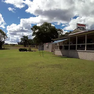 Tavern *** Ballandean